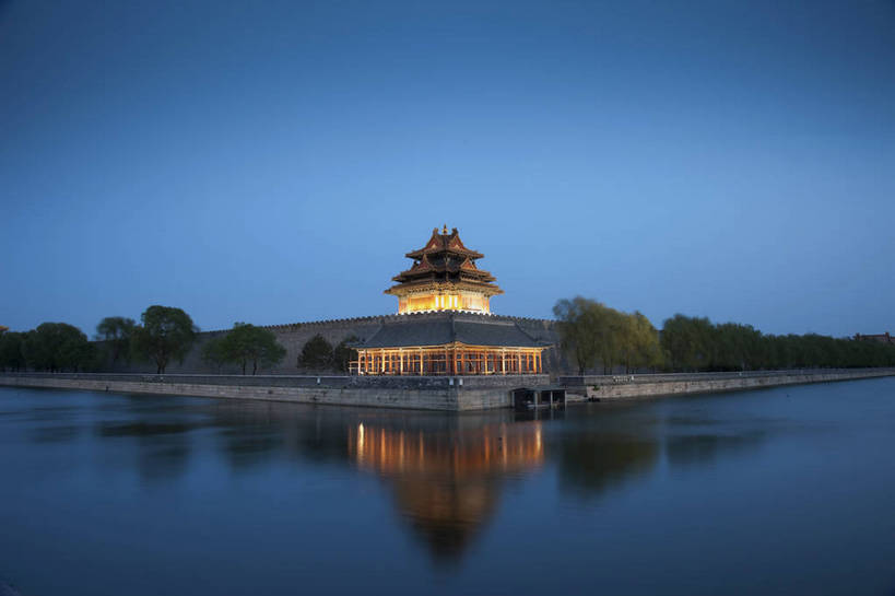 无人,故宫,横图,彩色,室外,白天,旅游,名胜古迹,建筑,北京,中国,亚洲,古老,壮观,灯光,首都,历史,文化,角楼,遗址,树木,名胜,倒影,风景,蓝天,黄昏,紫禁城,雄伟,东亚,护城河,世界文化遗产,中华人民共和国,东城区,北京市,京,北平,华北地区,幽静,故宫博物院,傍晚,北京紫禁城,北京故宫,紫禁城角楼,东城,bj174