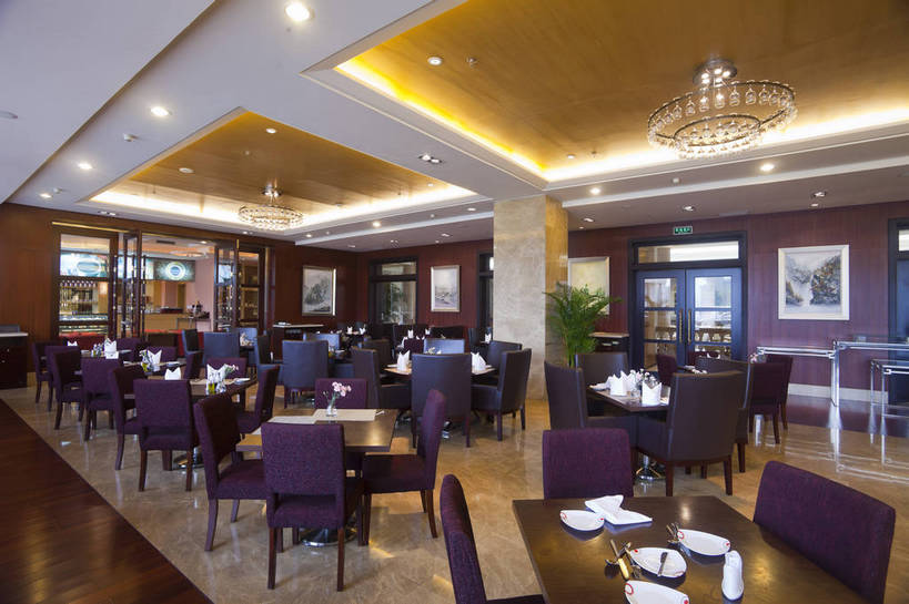 餐厅,咖啡厅,横图,彩色,室内,白天,餐桌,城市,建筑,酒店,北京,中国,亚洲,图片,首都,豪华,现代,现代建筑,休闲,摄影,生活方式,环境,东亚,中华人民共和国,北京市,京,北平,华北地区,昌平区,昌平,北京龙城丽宫国际酒店,龙城丽宫国际酒店,bj174