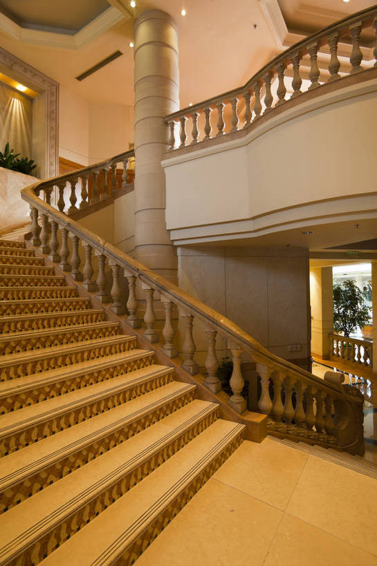 竖图,彩色,室内,白天,楼梯,城市,建筑,酒店,北京,中国,亚洲,图片,首都,豪华,现代,现代建筑,大堂,休闲,摄影,生活方式,环境,东亚,中华人民共和国,北京市,京,北平,华北地区,昌平区,昌平,北京龙城丽宫国际酒店,龙城丽宫国际酒店,bj174