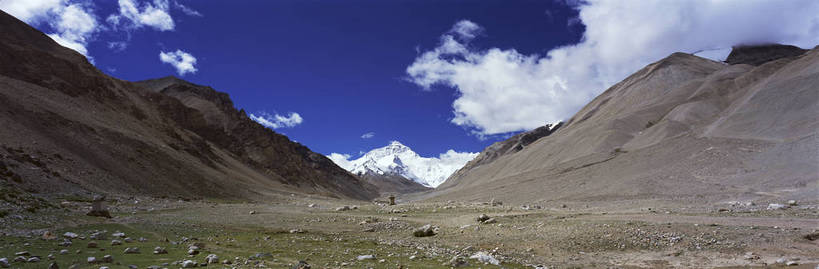 无人,横图,彩色,室外,白天,旅游,度假,草地,草原,美景,名胜古迹,山,雪山,标志建筑,地标,建筑,珠峰,尼泊尔,中国,亚洲,遗迹,图片,高山,山峰,山脚,山峦,古迹,文物,娱乐,建设,古建筑,西藏,白云,风景,蓝天,天空,自然,平原,享受,休闲,远景,旅游胜地,放松,摄影,地理,缭绕,风光,宁静,自然风光,南亚,古文明,东亚,青海,青海省,神山天葬台,尼泊尔王国,中华人民共和国,珠穆朗玛峰,喜马拉雅,西北地区,青,玉树州,玉树藏族自治州,圣母峰,珠穆朗玛,险峻,萨加玛塔峰,玉树,bj174
