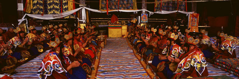 无人,横图,彩色,室内,特写,白天,旅游,度假,名胜古迹,标志建筑,地标,建筑,中国,亚洲,朝拜,遗迹,图片,景观,辉煌,古迹,历史,文物,娱乐,建设,古建筑,拉萨,西藏,享受,休闲,旅游胜地,放松,人文,摄影,宗教,佛教,仪式,中国文化,典礼,藏,信徒,古文明,东亚,朗读,朗诵,经文,西藏自治区,藏传佛教,八角街,首府,中华人民共和国,大昭寺,西南地区,拉萨市,八廓街,传统文化,法会,法事,诵读,bj174