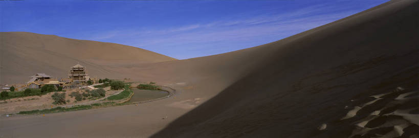 无人,横图,彩色,室外,白天,旅游,度假,荒凉,美景,名胜古迹,沙漠,标志建筑,地标,建筑,敦煌,中国,亚洲,遗迹,图片,沙丘,古迹,文物,娱乐,建设,古建筑,风景,蓝天,天空,自然,享受,休闲,远景,旅游胜地,放松,摄影,地理,绿洲,风光,宁静,自然风光,古文明,东亚,甘肃,甘肃省,中华人民共和国,西北地区,甘,酒泉,酒泉市,苍凉,敦煌鸣沙山,敦煌八景,沙井,月牙泉,河,鸣沙山,bj174