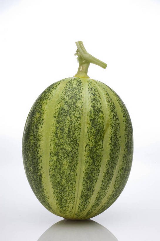 竖图,彩色,室内,特写,抠图,白色背景,水果,中国,亚洲,完整,新鲜,图片,纹理,瓜,美味,食品,营养,食物,一个,绿色,摄影,无公害,东亚,健康食品,影棚拍摄,bj174