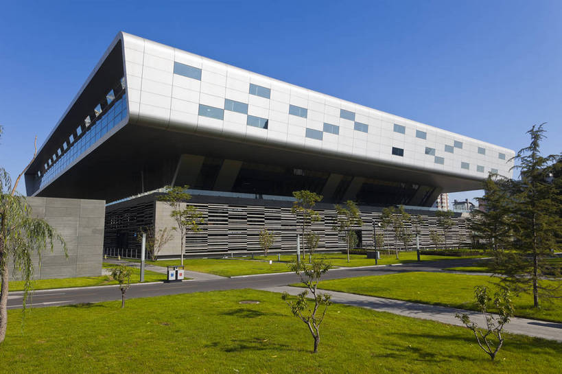 无人,图书馆,横图,彩色,室外,白天,旅游,草坪,城市风光,城市,道路,建筑,北京,中国,亚洲,图片,首都,辉煌,现代建筑,天空,阳光,绿地,旅游胜地,安静,摄影,经济,公共设施,文明,中国文化,公共场所,东亚,发展,海淀区,中华人民共和国,北京市,京,北平,华北地区,繁荣,国家图书馆,旅行,中国国家图书馆,北京图书馆,中关村大街,中关村南大街,中国国家图书馆新馆,bj174