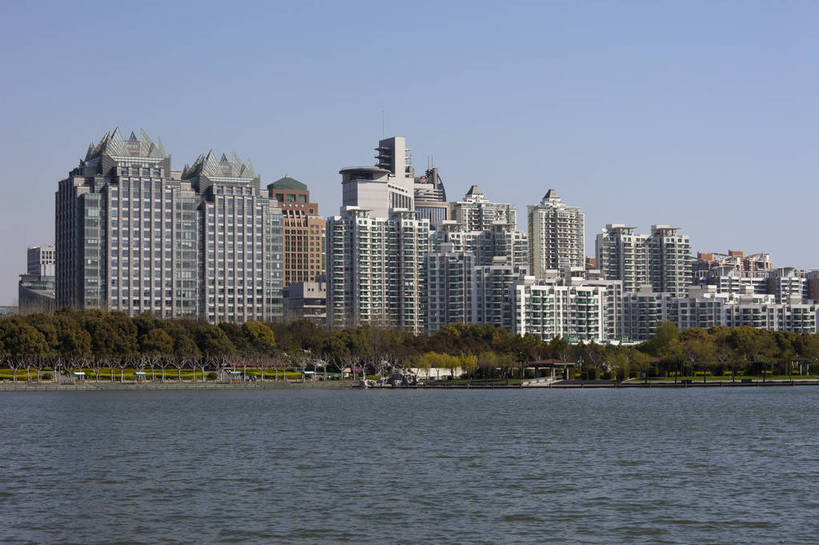 公园,横图,彩色,室外,白天,旅游,办公楼,湖,城市风光,城市,建筑,上海,中国,游人,图片,建筑群,辉煌,浦东,现代建筑,天空,地标建筑,旅游胜地,摩天大厦,摄影,世纪公园,经济,文明,中国文化,发展,繁荣,旅行,bj174