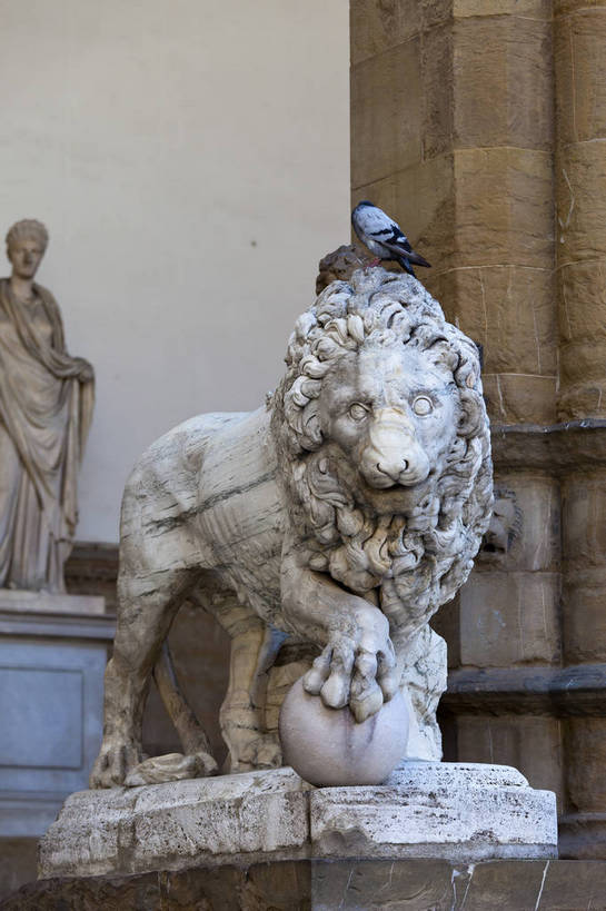 广场,竖图,彩色,室外,白天,旅游,度假,名胜古迹,标志建筑,地标,建筑,雕塑,意大利,佛罗伦萨,遗迹,艺术,雕像,图片,建筑群,古典,古迹,文物,娱乐,建设,古建筑,地标建筑,享受,休闲,旅游胜地,放松,摄影,文明,古文明,世界文化遗产,古代文明,米开朗基罗广场,旅行,传统文化,bj174