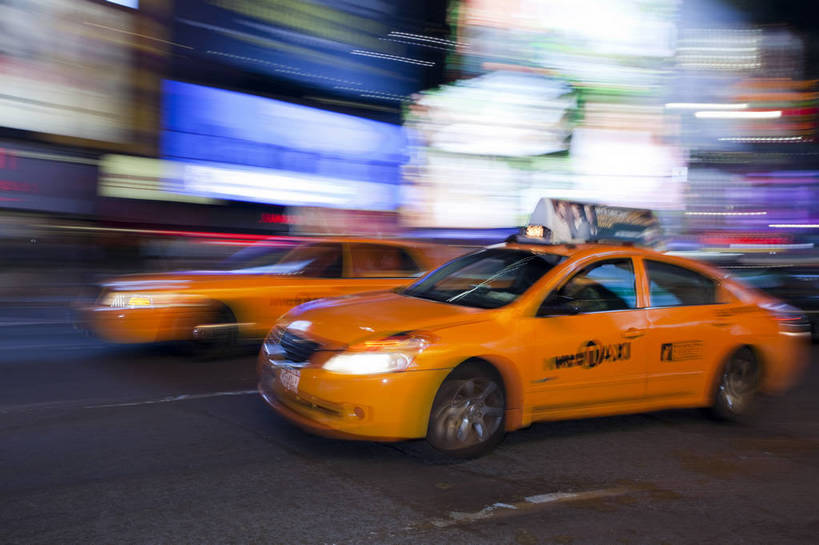 广场,横图,彩色,室外,特写,旅游,办公楼,美景,城市风光,城市,道路,建筑,街道,路,霓虹灯,商场,夜景,公路,出租车,纽约,美国,游人,光影,广告牌,图片,景观,灯光,曼哈顿,交通,辉煌,现代建筑,旅游胜地,摩天大厦,景色,摄影,时代广场,文明,动态,发展,灯火辉煌,繁荣,马路,旅行,购物中心,bj174