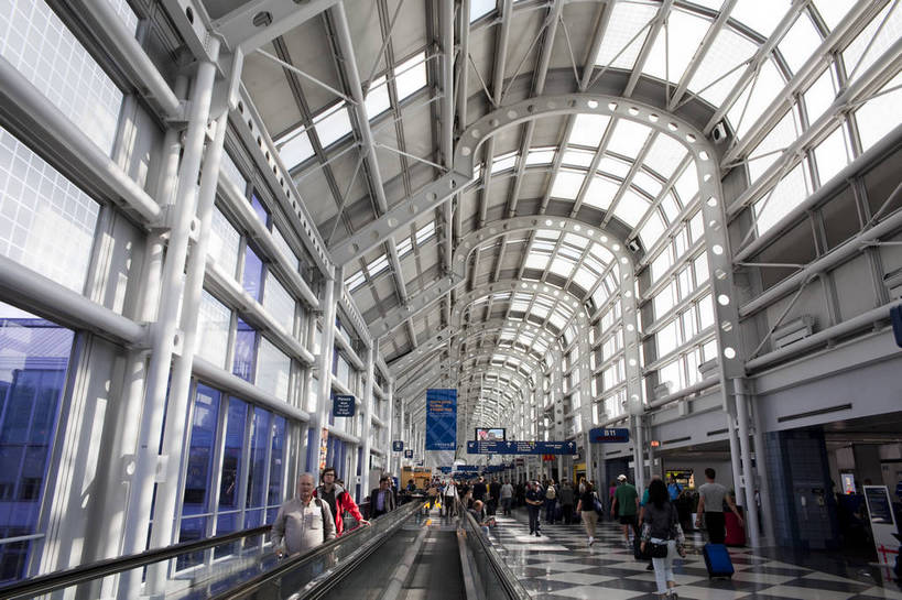 机场,横图,彩色,室内,特写,白天,旅游,建筑,美国,游客,图片,交通,辉煌,候机厅,现代建筑,大堂,航站楼,旅游胜地,运输,摄影,文明,细节,发展,芝加哥,繁荣,旅行,芝加哥机场,bj174