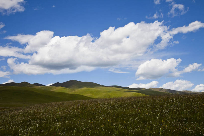 无人,横图,彩色,室外,白天,旅游,度假,牧场,草地,草原,美景,名胜古迹,丘陵,山脉,标志建筑,地标,建筑,中国,亚洲,遗迹,图片,古迹,文物,娱乐,建设,古建筑,风景,自然,平原,享受,休闲,旅游胜地,放松,摄影,地理,风光,宁静,自然风光,古文明,东亚,四川,马尔康,bj174