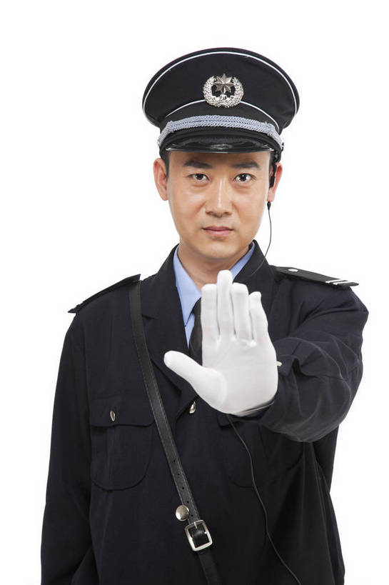 东方人,中年人,站,竖图,彩色,室内,白天,白色背景,正面,商务,时尚,智慧,安全,成功,职员,北京,中国,仅一个人,正装,工作,图片,指挥,职业装,现代,工人,职业,成熟,自信,摄影,青春,礼仪,精明,保卫,聪明,男人,男性,年轻男性,亚洲人,中国人,年轻人,白领,保安,商人,上班族,员工,半身,影棚拍摄,愉快,匠人,劳动者,体力工,白领阶层,办公室职员,bj174