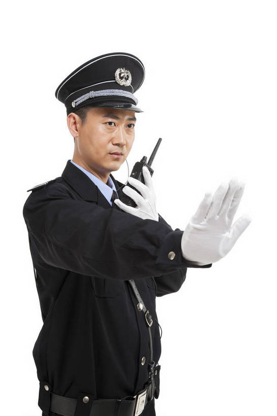 东方人,中年人,站,竖图,彩色,室内,白天,白色背景,侧面,商务,时尚,智慧,安全,成功,职员,北京,中国,仅一个人,正装,工作,图片,指挥,职业装,现代,工人,职业,成熟,自信,摄影,青春,对讲机,礼仪,精明,保卫,聪明,男人,男性,年轻男性,亚洲人,中国人,年轻人,白领,保安,商人,上班族,员工,半身,影棚拍摄,愉快,匠人,劳动者,体力工,白领阶层,办公室职员,bj174