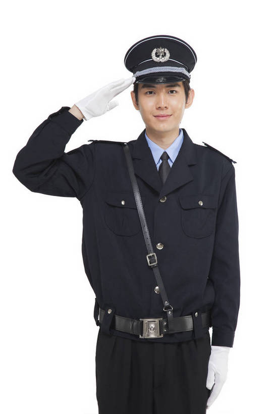 东方人,站,竖图,彩色,室内,白天,白色背景,正面,商务,时尚,智慧,安全,成功,职员,北京,中国,仅一个人,正装,工作,图片,职业装,现代,工人,职业,成熟,自信,摄影,青春,巡逻,精明,保卫,行礼,聪明,男人,男性,年轻男性,亚洲人,中国人,年轻人,白领,保安,商人,上班族,员工,半身,影棚拍摄,愉快,匠人,劳动者,体力工,白领阶层,办公室职员,bj174