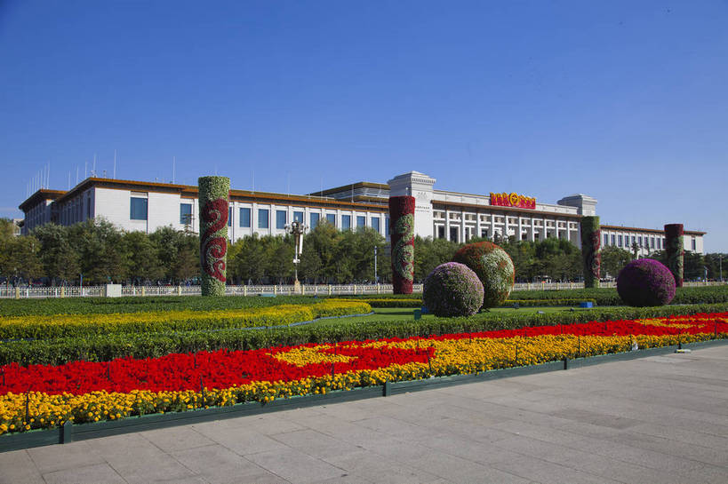 无人,天安门,横图,彩色,室外,白天,旅游,度假,名胜古迹,标志建筑,地标,建筑,北京,天安门广场,中国,亚洲,节日,庆祝,遗迹,花坛,图片,首都,古迹,文化,文物,娱乐,建设,古建筑,历史建筑,地标建筑,庆典,享受,休闲,喜庆,旅游胜地,放松,摄影,纪念,国庆,中国文化,古文明,东亚,中华人民共和国,东城区,北京市,京,北平,华北地区,国庆节,天安门城楼,旅行,承天门,传统文化,东城,bj174