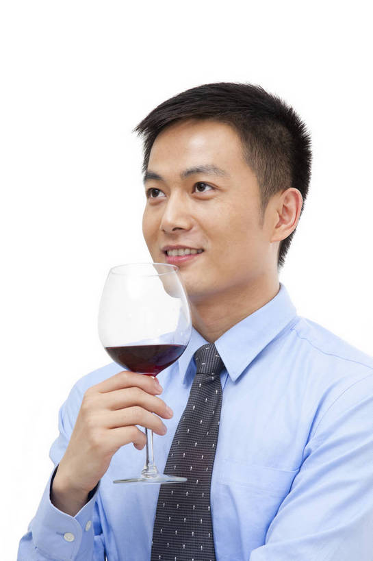 红酒,东方人,商务人士,商务男性,站,微笑,竖图,彩色,室内,白天,抠图,白色背景,侧面,衬衫,商务,时尚,成功,职员,上海,中国,仅一个人,套装,正装,图片,现代,背面,酒杯,品尝,职业,成熟,自信,举杯,摄影,青春,商务装,工薪阶层,精明,男人,男性,年轻男性,亚洲人,中国人,年轻人,白领,商人,上班族,半身,影棚拍摄,衬衣,愉快,白领阶层,办公室职员,bj174