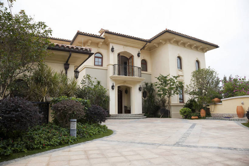 无人,花园,横图,彩色,室外,白天,时尚,草坪,别墅,阳台,建筑,酒店,广州,中国,图片,房屋,楼阁,屋子,院子,豪华,现代建筑,楼房,休闲,摄影,生活方式,度假村,房子,晒台,架空,bj174