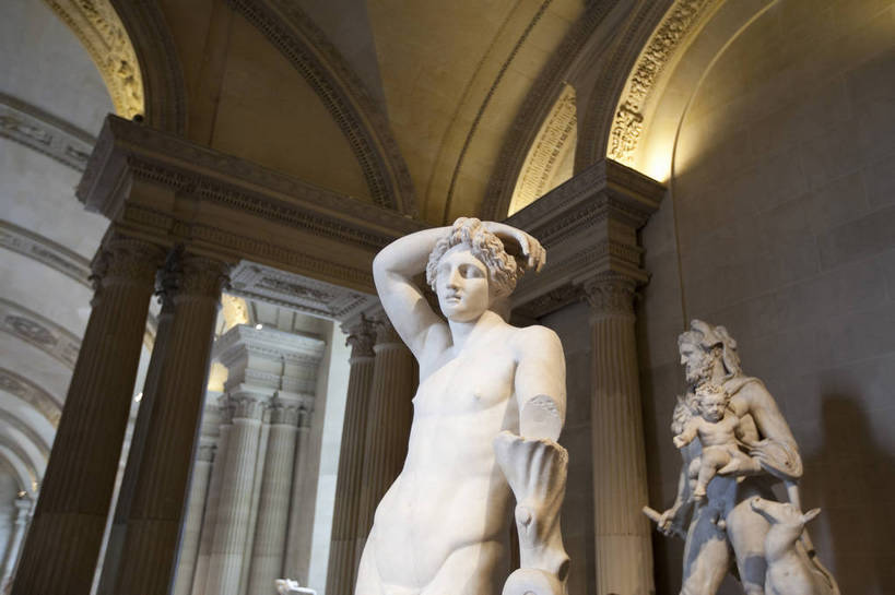 博物馆,横图,彩色,室内,白天,旅游,度假,名胜古迹,标志建筑,地标,建筑,法国,巴黎,遗迹,艺术,人像,雕像,图片,建筑群,卢浮宫,古典,古迹,文物,娱乐,建设,古建筑,地标建筑,享受,休闲,旅游胜地,放松,摄影,文明,古文明,世界文化遗产,古代文明,旅行,传统文化,bj174