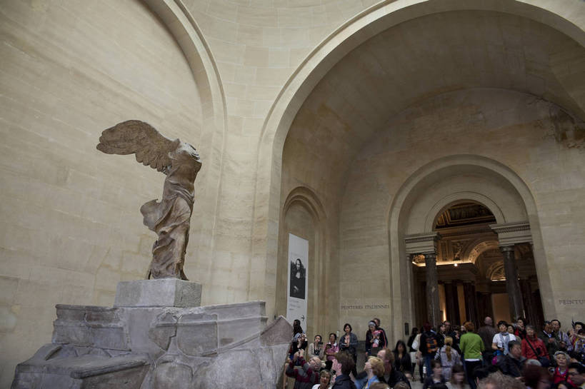 观众,博物馆,横图,彩色,室内,白天,旅游,度假,名胜古迹,标志建筑,地标,建筑,法国,巴黎,遗迹,艺术,人像,雕像,图片,建筑群,卢浮宫,古典,古迹,文物,娱乐,建设,古建筑,地标建筑,享受,休闲,旅游胜地,放松,摄影,文明,古文明,世界文化遗产,古代文明,旅行,传统文化,bj174