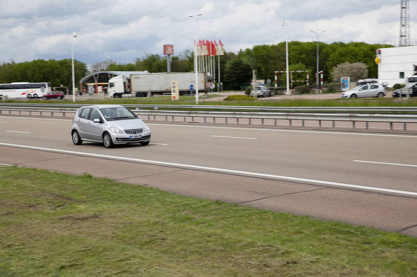 横图,彩色,室外,白天,旅游,田园,道路,高速公路,公路,汽车,法国,图片,景观,交通,平原,摄影,文明,旅行,bj174