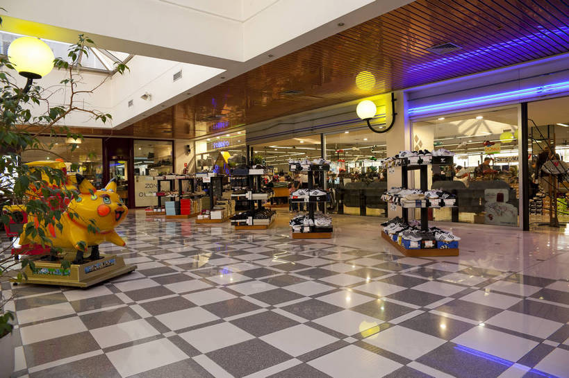 无人,商店,横图,彩色,室内,白天,旅游,超市,橱窗,建筑,商场,意大利,威尼斯,图片,辉煌,现代建筑,摄影,经济,文明,发展,繁荣,购物中心,bj174