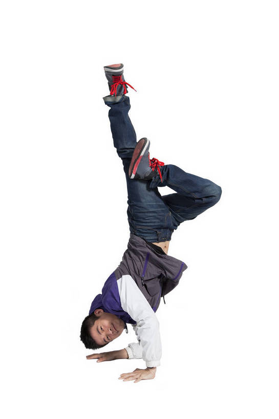 东方人,竖图,彩色,室内,白天,侧面,时尚,跳舞,热情,北京,中国,仅一个人,撑地,倒立,图片,街头,休闲装,健康,个性,活力,激情,平衡,竖,摄影,技巧,青春,街舞,酷,嘻哈,弹性,动感,技能,男人,男性,年轻男性,亚洲人,中国人,年轻人,全身,影棚拍摄,愉快,舞蹈,bj174