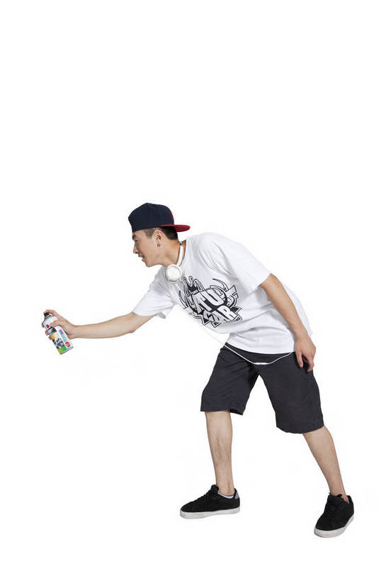 东方人,站,竖图,彩色,室内,白天,侧面,时尚,热情,北京,中国,仅一个人,劳动,图片,街头,休闲装,健康,个性,活力,激情,平衡,竖,摄影,技巧,青春,酷,嘻哈,喷雾剂,弹性,动感,技能,男人,男性,年轻男性,亚洲人,中国人,年轻人,全身,影棚拍摄,愉快,bj174