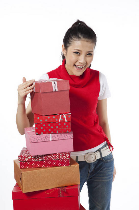 东方人,站,笑,竖图,彩色,室内,白天,抠图,白色背景,正面,时尚,热情,礼盒,礼物,北京,中国,仅一个人,节日,庆祝,图片,文化,庆典,享受,休闲服,活力,可爱,美女,竖,自信,摄影,生活方式,纪念,青春,轻松,乐观,年轻女性,女人,女性,亚洲人,中国人,年轻人,半身,影棚拍摄,愉快,红衣,bj174