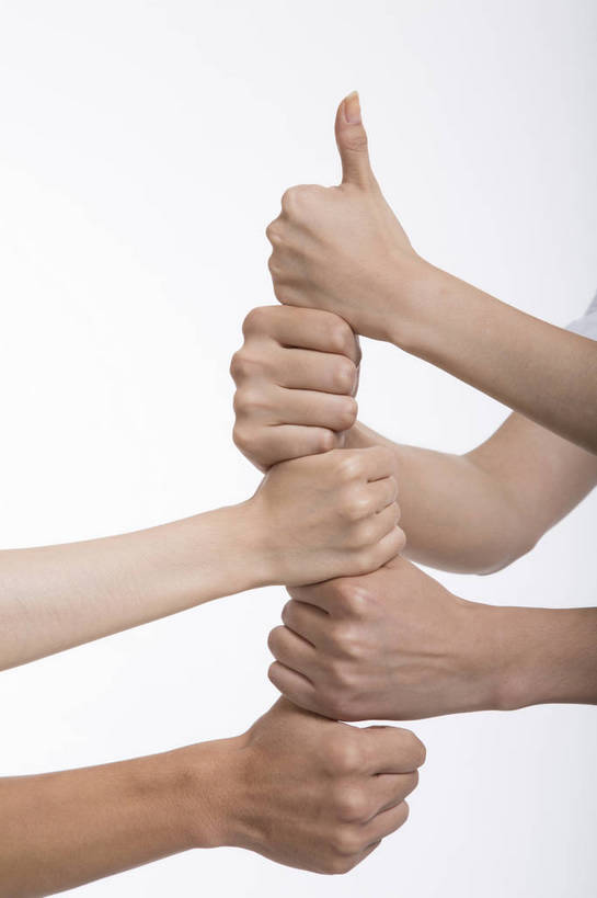 东方人,手,四个人,伙伴,站,握手,竖图,彩色,室内,特写,白天,抠图,白色背景,合作,团队,北京,中国,图片,许多人,一群人,休闲,活力,可爱,美女,竖,摄影,青春,叠起,同伴,乐观,友情,男人,男性,年轻男性,年轻女性,女人,女性,亚洲人,中国人,年轻人,影棚拍摄,高兴,愉快,bj174