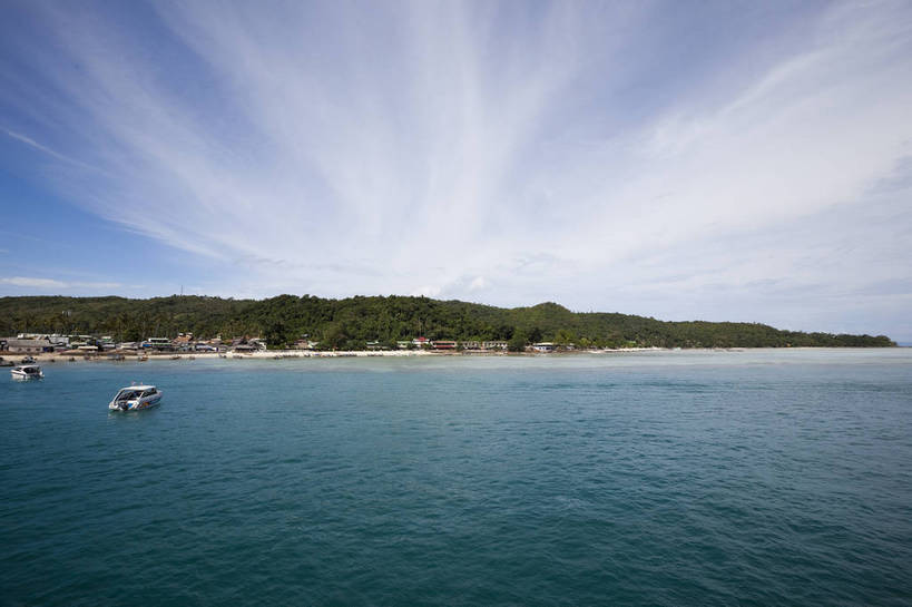 无人,横图,彩色,室外,白天,旅游,度假,美景,名胜古迹,标志建筑,地标,建筑,船,泰国,亚洲,遗迹,图片,海平面,古迹,文物,娱乐,建设,古建筑,普吉岛,游船,自然,海水,享受,休闲,旅游胜地,放松,摄影,东南亚,海滨,度假村,古文明,泰王国,皮皮岛,安达曼海,普吉,披披岛,海,海滩,旅行,bj174