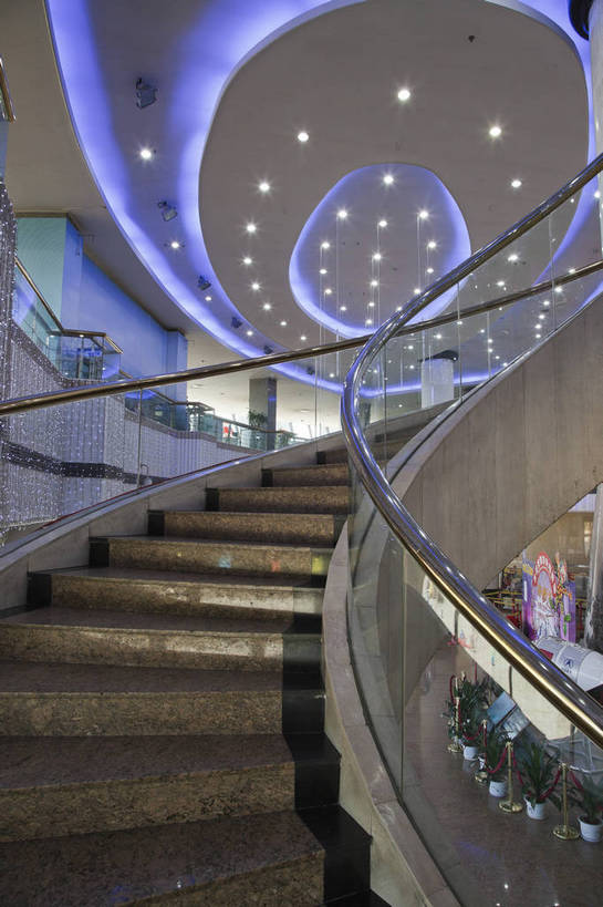 无人,商店,竖图,彩色,室内,白天,旅游,楼梯,建筑,商场,北京,中国,图片,豪华,辉煌,现代建筑,旅游胜地,摄影,文明,发展,繁荣,旅行,购物中心,北京电视塔,bj174