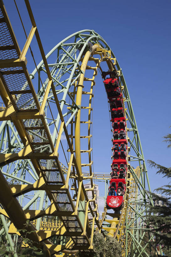 无人,游乐园,竖图,彩色,室外,白天,旅游,城市风光,城市,建筑,游乐场,北京,中国,图片,建筑群,辉煌,现代建筑,过山车,旅游胜地,摄影,文明,娱乐场所,公共场所,发展,繁荣,旅行,石景山,bj174