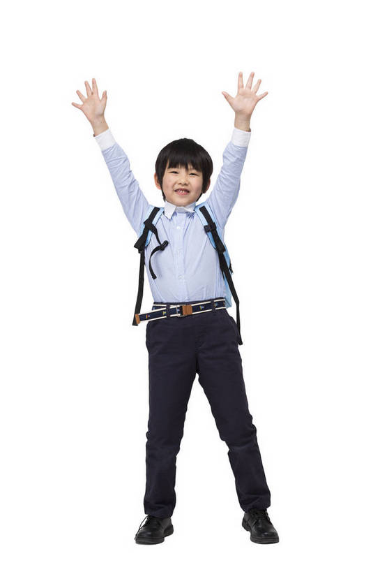 东方人,儿童,背,一个人,学生,站,走,竖图,彩色,室内,白天,留白,抠图,白色背景,正面,快乐,幸福,北京,中国,包,书包,图片,挥手,小孩,背包,背着,站着,放学,校服,放松,可爱,童年,童趣,摄影,成长,舞动,希望,手舞足蹈,好奇,挥舞,未来,乐观,背负,天真,男孩,男人,男性,亚洲人,中国人,孩子,站立,全身,影棚拍摄,高兴,双肩包,男生,小学生,bj174