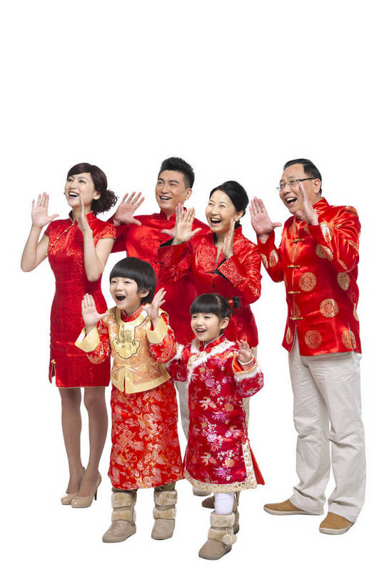 东方人,儿童,中年人,老年人,家庭,父母,祖父母,三代同堂,站,微笑,竖图,彩色,室内,白天,留白,抠图,白色背景,正面,侧面,民族服装,聚会,时尚,快乐,兴奋,幸福,北京,中国,春节,新年,节日,庆祝,图片,许多人,文化,祖孙三代,老人,小孩,站着,六个人,一群人,庆典,和谐,温暖,温馨,喜庆,一家人,放松,可爱,美女,童年,童趣,喊,叫,摄影,生活方式,靠近,纪念,希望,和睦,亲情,合家欢,欢聚一堂,乐观,天真,老年男性,老年女性,男孩,男人,男性,年轻男性,年轻女性,女人,女性,中年男性,亚洲人,中国人,孩子,年轻人,全家福,站立,全身,影棚拍摄,礼服,欢乐,红衣,唐装,融洽,男生,多代同堂,传统节日,bj174