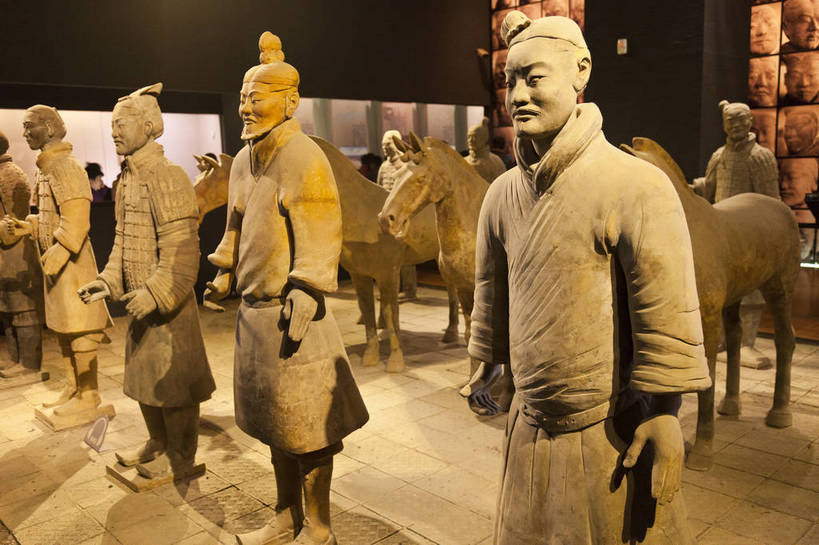 无人,博物馆,横图,彩色,室内,特写,白天,旅游,度假,雕塑,兵马俑,西安,中国,亚洲,士兵,风俗,雕像,图片,古典,文化,文物,娱乐,传统,工艺品,享受,休闲,旅游胜地,放松,精神,摄影,古董,战士,古物,文明,中国文化,古玩,东亚,陕西,陕西省,湖北,西安市,中华人民共和国,省会,西北地区,陕,古代文明,制度,旅行,陕西历史博物馆,雁塔区,陕西省博物馆,bj174