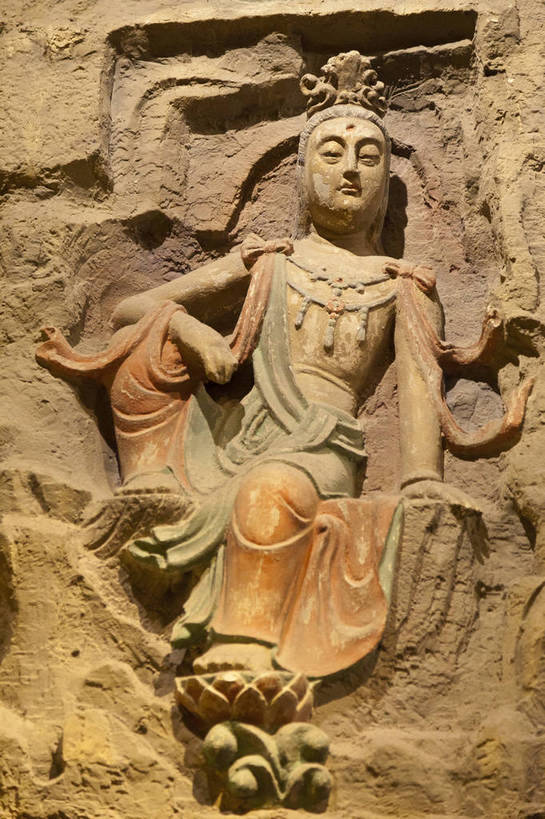 无人,博物馆,竖图,彩色,室内,特写,白天,旅游,度假,石头,雕塑,西安,中国,亚洲,风俗,艺术,装饰,雕刻,雕像,佛像,石子,图片,古典,文化,文物,娱乐,传统,佛,石雕,排列,工艺品,享受,休闲,旅游胜地,放松,精神,摄影,古董,纪念,美术,古物,文明,中国文化,主题,陈列,古玩,东亚,陕西,陕西省,湖北,西安市,中华人民共和国,省会,功能,美学,西北地区,陕,古代文明,制度,石块,岩石,旅行,陕西历史博物馆,雁塔区,陕西省博物馆,bj174