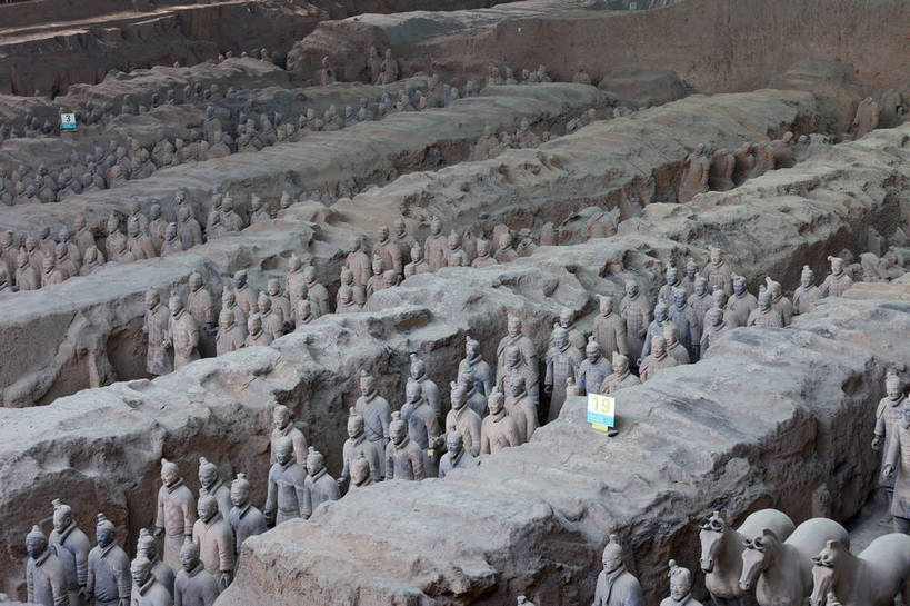 无人,横图,彩色,室内,特写,白天,旅游,度假,雕塑,兵马俑,西安,中国,士兵,风俗,雕像,图片,古典,文化,文物,娱乐,传统,工艺品,享受,休闲,旅游胜地,放松,精神,摄影,古董,战士,古物,文明,中国文化,古玩,陕西,秦始皇兵马俑,古代文明,制度,旅行,bj174