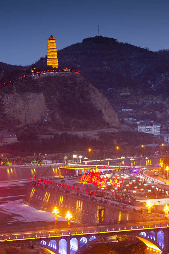 无人,竖图,俯视,旅游,山,建筑,中国,乡村,城镇,农村,民居,村庄,旅游胜地,村落,文明,中国文化,陕西,灯火辉煌,延安,屯子,墟落,山城,旅行,居住区,bj174