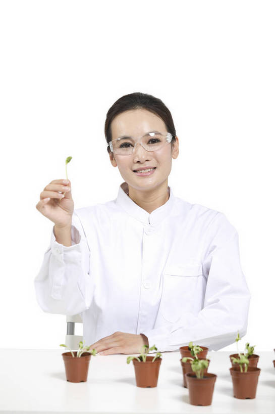 东方人,中年人,药剂师,科学家,竖图,彩色,室内,白天,抠图,白色背景,正面,成功,机器,实验,研发,科技,植物,北京,中国,仅一个人,服装,研究,科学,图片,实验室,美丽,设备,衣服,白色,健康,机械,成熟,活力,自信,摄影,服饰,优雅,科研,培育,衣着,白大褂,工作装,穿着,化验,检验,实验服,精明,衣饰,化学家,试验,年轻女性,女人,女性,亚洲人,中国人,年轻人,科学工作者,半身,影棚拍摄,愉快,实验衣,bj174