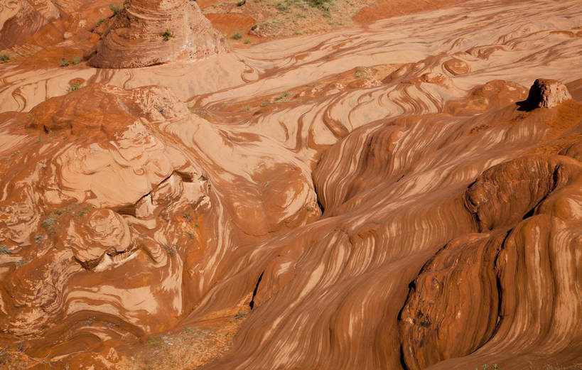 无人,横图,全景,俯视,室外,白天,旅游,度假,美景,山,山脉,日光,中国,亚洲,壮观,图案,纹理,地形,景点,景观,山路,娱乐,东方,红色,风景,自然,享受,休闲,景色,放松,幻想,摄影,风光,干旱,自然风光,神奇,外景,东亚,地貌,丹霞地貌,陕西,陕西省,出色,杰出,卓越,奇妙,中华人民共和国,西北地区,陕,榆林,榆林市,独特,地质学,波浪谷,彩图,旅行,地势,靖边,靖边县,bj174