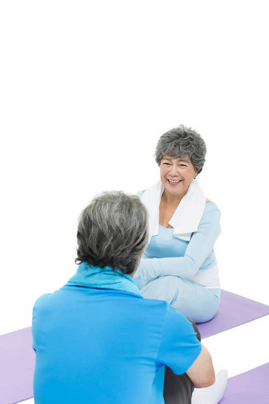 东方人,成年人,老年人,头发,两个人,家庭,夫妻,丈夫,妻子,坐,微笑,竖图,俯视,彩色,照片,特写,白色背景,运动服,爱情,锻炼,瑜伽,快乐,幸福,运动,北京,中国,亚洲,游客,图片,浪漫,年轻,生活,黄种人,白色,瑜伽垫,休息,休闲,和谐,健康,温暖,温馨,一家人,恩爱,放松,活力,精神,自信,恋人,摄影,生活方式,清爽,对视,对话,和睦,退休,享乐,轻松,愉悦,关爱,清新,瑜伽服,东亚,陪同,乐观,陪伴,老年男性,老年女性,男人,男性,女人,女性,亚洲人,中国人,夫妇,情侣,高角度拍摄,影棚拍摄,健身,爱,欢乐,开心,愉快,伴侣,融洽,运动装,伴随,bj174