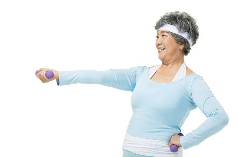 东方人,成年人,老年人,头发,一个人,站,举,微笑,横图,彩色,照片,白色背景,运动服,锻炼,瑜伽,快乐,幸福,运动,哑铃,北京,中国,亚洲,图片,年轻,生活,插腰,拿着,黄种人,发带,一个,白色,休闲,健康,健身器械,放松,活力,精神,力量,自信,摄影,生活方式,单个,清爽,退休,精力充沛,享乐,轻松,愉悦,清新,瑜伽服,单人,东亚,乐观,单独,老年女性,女人,女性,亚洲人,中国人,半身,影棚拍摄,健身,欢乐,开心,愉快,运动装,bj174