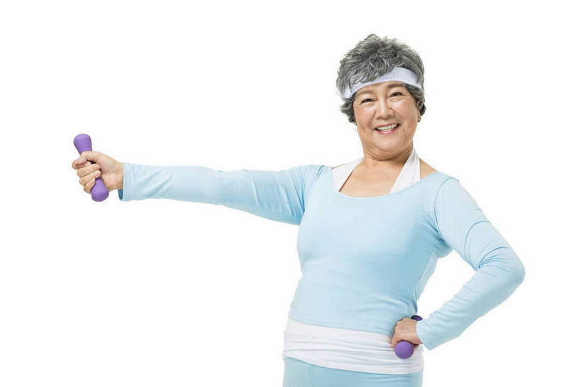 东方人,成年人,老年人,头发,一个人,站,举,微笑,横图,彩色,照片,白色背景,运动服,锻炼,瑜伽,快乐,幸福,运动,哑铃,北京,中国,亚洲,图片,年轻,生活,插腰,拿着,注视,黄种人,发带,一个,白色,观察,看,休闲,健康,健身器械,放松,活力,精神,力量,自信,摄影,生活方式,单个,观看,清爽,察看,退休,精力充沛,享乐,轻松,愉悦,关注,清新,瑜伽服,单人,东亚,乐观,单独,老年女性,女人,女性,亚洲人,中国人,半身,影棚拍摄,健身,欢乐,开心,愉快,运动装,bj174