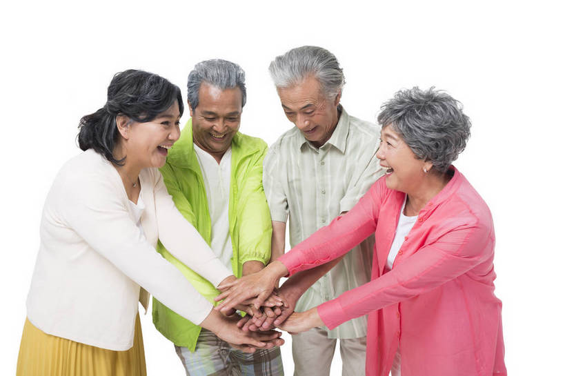 东方人,成年人,中年人,老年人,头发,四个人,人群,伙伴,朋友,站,微笑,横图,彩色,照片,白色背景,旅游,度假,快乐,友谊,幸福,团队,秋季,北京,中国,亚洲,游客,服装,图片,年轻,生活,休闲装,黄种人,衣服,白色,春季,郊游,休闲,游玩,健康,休闲服,叠加,放松,活力,精神,自信,摄影,服饰,生活方式,假期,退休,享乐,伸出,愉悦,关爱,玩乐,结伴,周末,东亚,陪同,情感,乐观,陪伴,无忧无虑,友情,老年男性,老年女性,男人,男性,女人,女性,亚洲人,中国人,半身,影棚拍摄,旅行,欢乐,开心,愉快,运动装,伴随,bj174