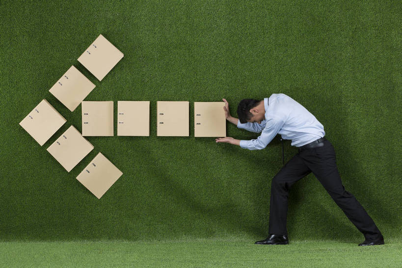 东方人,成年人,一个人,商务人士,站,推,横图,彩色,照片,衬衫,商务,快乐,信心,草地,草坪,拼图,北京,中国,亚洲,仅一个男性,仅一个人,弯腰,绿色背景,正装,符号,图片,领带,文件夹,职业装,黄种人,方向,箭头,仅一个年轻男性,绿色,自然,草皮,低头,职业,活力,力量,自信,创意,摄影,道具,张开双腿,合同,环境,生态,姿态,文档,努力,目标,选择,单人,东亚,环境保护,乐观,垂头,活页夹,单独,进步,展开双腿,男人,男性,年轻男性,亚洲人,中国人,年轻人,白领,全身,影棚拍摄,办公室职员,伸展双腿,就业,bj174