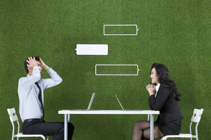 东方人,成年人,头,两个人,伙伴,商务人士,商务男性,商务女性,坐,横图,彩色,照片,衬衫,西装,商务,讨论,快乐,团队,电脑,笔记本电脑,互联网,草地,草坪,北京,中国,亚洲,绿色背景,套装,正装,沮丧,网络,信息,图片,办公桌,托腮,黄种人,娱乐,绿色,自然,草皮,祈祷,手势,职业,健康,思考,放松,幻想,压力,许愿,摄影,生活方式,对比,希望,失望,支撑,环境,绝望,愉悦,忧虑,商务装,问题,情绪,想象,工薪阶层,东亚,憧憬,环境保护,悲哀,乐观,差异,男人,男性,年轻男性,年轻女性,女人,女性,亚洲人,中国人,年轻人,头部,白领,上班族,半身,影棚拍摄,衬衣,开心,愉快,对话气泡框,办公室职员,打手势,bj174