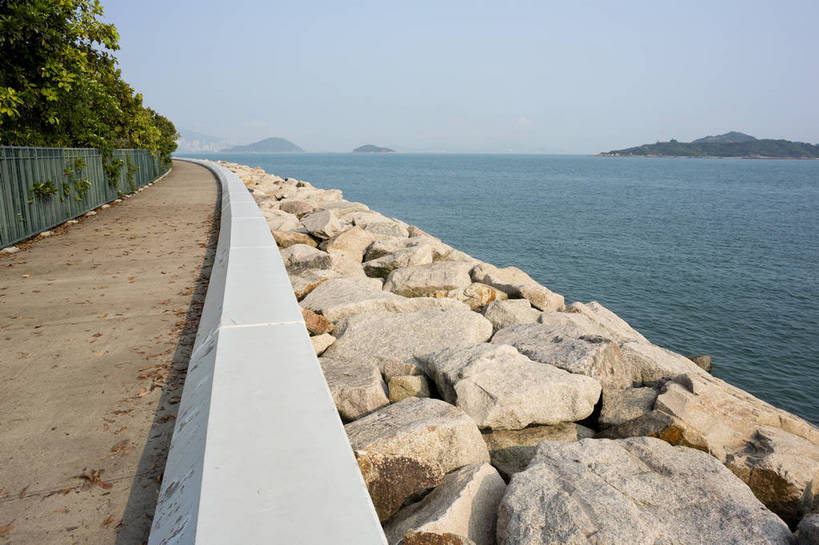 无人,码头,横图,彩色,室外,白天,海洋,建筑,香港,中国,亚洲,交通,海平面,岸,风景,蓝天,天空,地标建筑,运输,摄影,经济,晴天,风光,水域,外景,发达,向导,大海,岩石,海港,导航,bj174