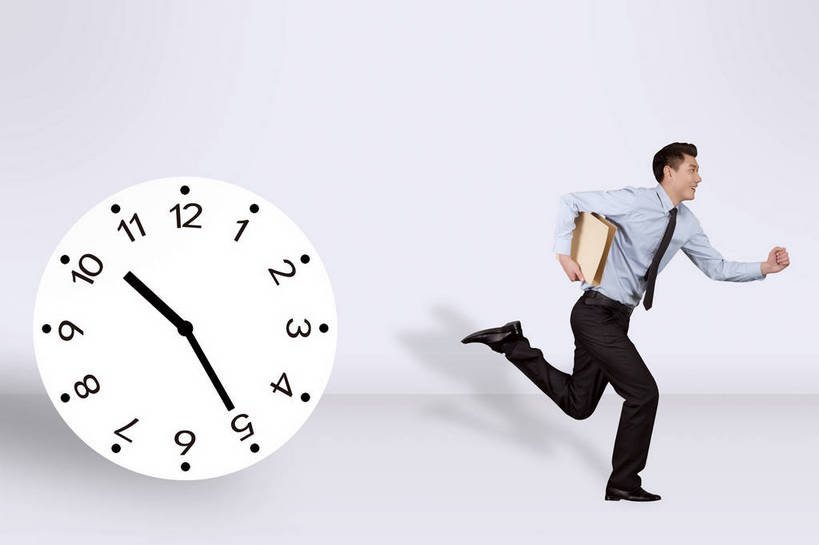 东方人,成年人,一个人,商务人士,起跑线,跑,微笑,横图,彩色,照片,衬衫,商务,快乐,热情,信心,竞争,赛跑,草地,草坪,北京,中国,亚洲,仅一个男性,仅一个人,绿色背景,正装,时间,图片,领带,文件夹,速度,职业装,黄种人,方向,数码合成,仅一个年轻男性,绿色,自然,草皮,钟表,职业,动力,活力,自信,创意,摄影,合同,环境,生态,姿态,效率,成就,文档,努力,目标,选择,田径运动,梦想,单人,东亚,计时工具,环境保护,乐观,活页夹,单独,开端,竞赛,男人,男性,年轻男性,亚洲人,中国人,年轻人,白领,钟,全身,影棚拍摄,办公室职员,就业,bj174