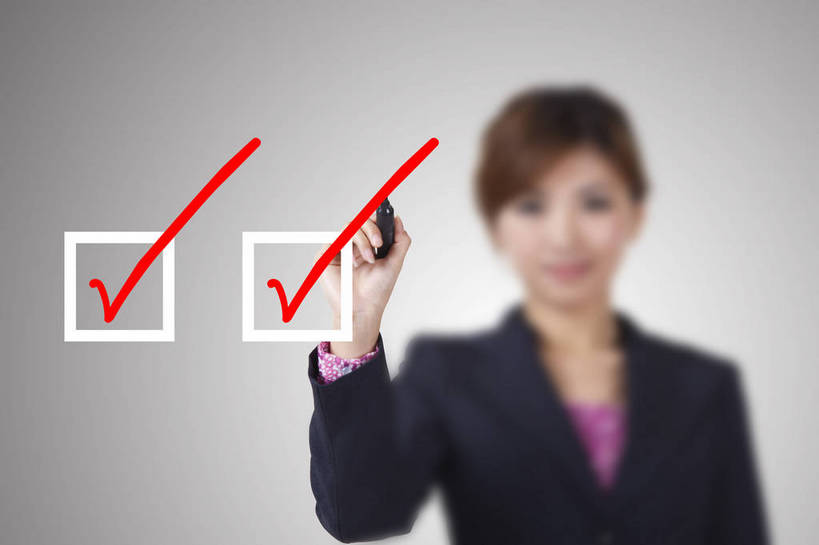 东方人,成年人,一个人,商务人士,商务女性,微笑,横图,彩色,照片,商务,时尚,快乐,满意,幸福,信心,城市,北京,中国,亚洲,仅一个女性,仅一个人,写,灰色背景,套装,正装,笔,图片,美丽,年轻,黄种人,数码合成,现代,职业,健康,放松,活力,美女,自信,摄影,生活方式,青春,白板笔,决策,轻松,愉悦,商务装,选择,单人,工薪阶层,东亚,乐观,单独,年轻女性,女人,女性,亚洲人,中国人,年轻人,白领,上班族,半身,欢乐,开心,愉快,魅力,办公室职员,bj174