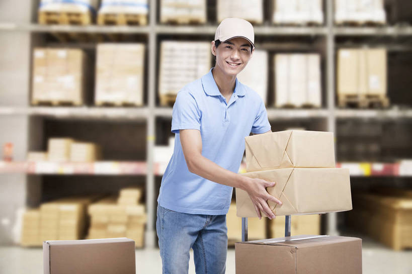 东方人,成年人,一个人,站,搬运,微笑,横图,彩色,室内,白天,工作服,制服,满意,幸福,骄傲,安全,信心,科技,北京,中国,亚洲,许多,检查,工作,图片,纸箱,防护,很多,年轻,仓库,黄种人,现代,货物,快递员,行业,职业,健康,便捷,活力,自信,服务,工业,运输,管理员,摄影,堆放,储藏,保护,存储,厂房,效率,储存,货运,保险,专业,检验,快递,单人,管理人员,东亚,物流,保全,周全,安稳,安定,可靠,乐观,搜检,责任,产业,单独,查察,查抄,检察,审查,管理,平安,认真,男人,男性,年轻男性,亚洲人,中国人,年轻人,半身,商业,贮存,服务业,递送,仓库管理员,库管,bj174