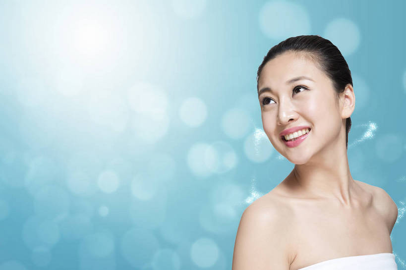 东方人,成年人,脸,头,脸颊,头发,一个人,微笑,横图,彩色,照片,室内,白天,背景,化妆,美容,时尚,性感,快乐,满意,幸福,纯洁,信心,数码,科技,美景,北京,日光,中国,亚洲,仅一个女性,仅一个人,护肤,阴影,网络,图片,景观,光亮,高光,几何,计算机图形,美丽,年轻,合成,扭头,注视,黄种人,干净,数码合成,肩膀,蓝色,黑色,自然,观察,看,转头,保养,享受,休闲,健康,景色,放松,活力,可爱,美女,童年,童趣,自信,保健,摄影,生活方式,观看,青春,皮肤,光滑,电脑合成图,数码合成图,察看,高雅,优美,轻松,愉悦,合成图,关爱,关注,清新,自然风光,改变,单人,童真,东亚,烂漫,无邪,纯净,养颜,柔和,乐观,细腻,平滑,单独,完美,天真,年轻女性,女人,女性,亚洲人,中国人,年轻人,头部,脸部,脸蛋,面部,半身,影棚拍摄,欢乐,开心,愉快,SPA美容,光斑,魅力,美人,bj174