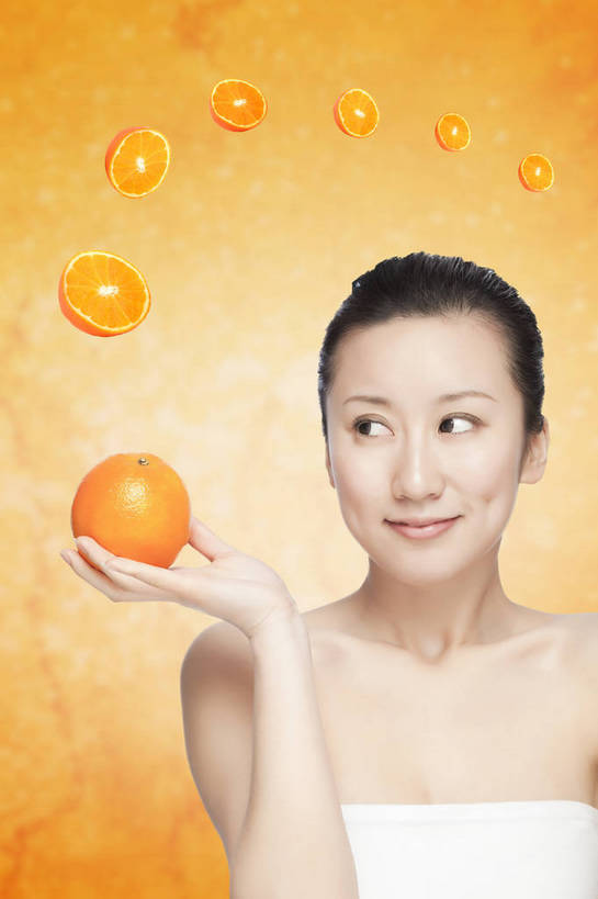 东方人,成年人,脸,头,脸颊,头发,一个人,微笑,竖图,彩色,照片,室内,白天,背景,化妆,美容,锻炼,时尚,快乐,满意,幸福,纯洁,运动,信心,数码,科技,美景,水果,北京,中国,亚洲,仅一个女性,仅一个人,护肤,阴影,新鲜,网络,图片,景观,食品,光亮,高光,几何,计算机图形,美丽,年轻,合成,拿着,黄种人,干净,数码合成,饮食,肩膀,白色,黑色,自然,毛巾,保养,享受,休闲,健康,橙色,展示,景色,放松,活力,可爱,美女,童年,童趣,自信,保健,摄影,有机食品,生活方式,青春,清爽,皮肤,盘发,光滑,电脑合成图,数码合成图,维生素,精力充沛,享乐,轻松,愉悦,合成图,关爱,清新,维他命,发髻,自然风光,改变,单人,童真,东亚,烂漫,无邪,健康食物,纯净,养颜,乐观,细腻,平滑,单独,完美,天真,年轻女性,女人,女性,亚洲人,中国人,年轻人,头部,脸部,脸蛋,面部,休闲活动,橘子,桔子,橙子,半身,影棚拍摄,健身,欢乐,开心,愉快,SPA美容,美人,bj174